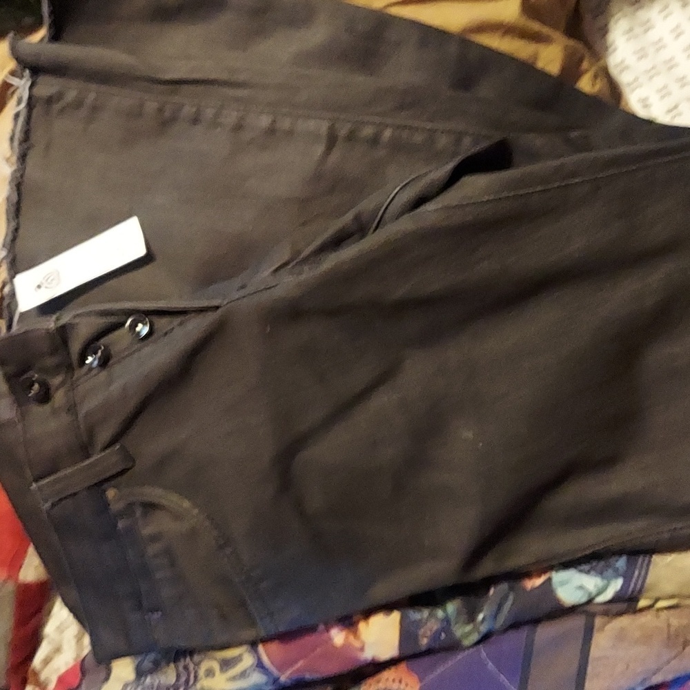 Nyc vintage! Brooklyn NY thrifted unbranded black slick denim
